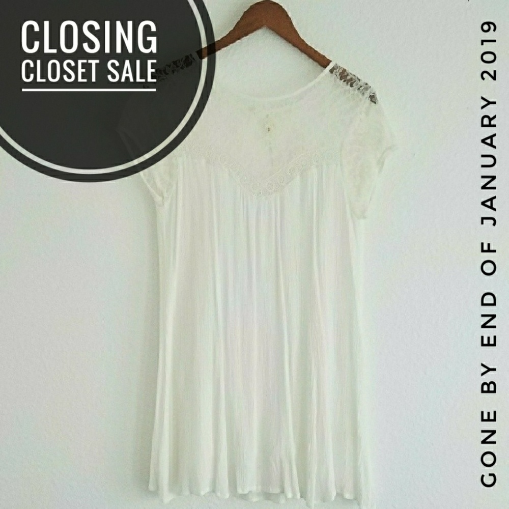 ❌ NWOT White Lace Dress
